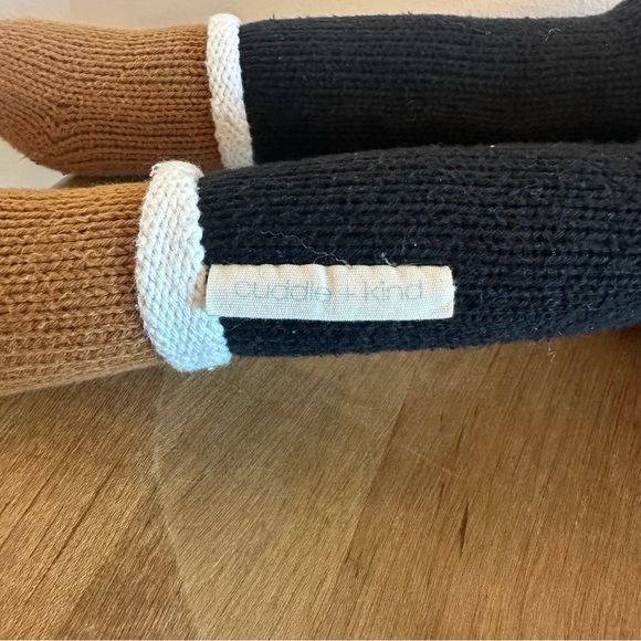 SOLD- Cuddle and Kind 20 Inch Everest Penguin Plush Stuffed Knit Doll Hat Peru - Picture 8 of 11